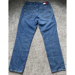 Vintage Size 31x30 Tommy Hilfiger Mom Jeans Tapered High Rise Light Denim Pants